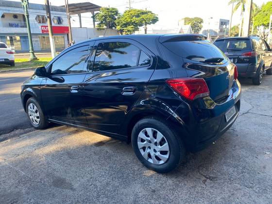 CHEVROLET ONIX 1.0 MPFI LT 8V FLEX 4P MANUAL CHEVROLET ONIX 1.0 MPFI LT 8V FLEX 4P MANUAL